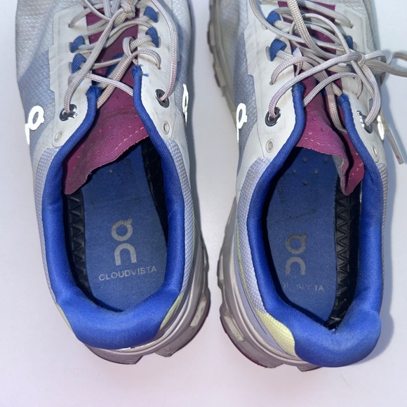 SIZE 10 | On Cloud Vista - Picture 5 of 6